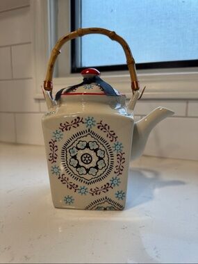 NWOT Bamboo-Handle Ceramic Teapot with Blue Floral Medallion